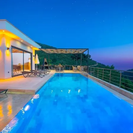 Holiday home Amaranda By Celenk *